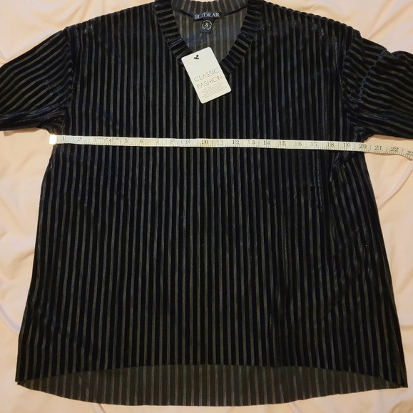 🖤NWT 𝘽𝙧𝙖𝙣𝙙 𝙉𝙚𝙬 𝘾𝙪𝙩𝙚  𝙏𝙧𝙖𝙣𝙨𝙥𝙖𝙧𝙚𝙣𝙩 𝙏𝙤𝙥 𝙗𝙮 𝙐𝘿𝙚𝙖𝙧 - Picture 5 of 7